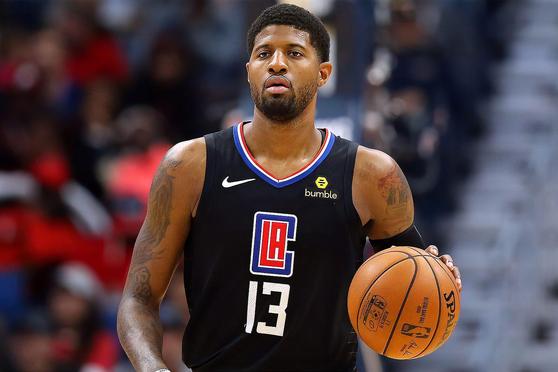 表现击败了 表现击败了